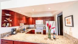 One Bd Grd Fl, AC, Wifi, Pool, Hot tub C107 - Image 4