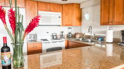 One bd Ocean grd fl, AC, wifi, pool, hot tub D101 - Image 2