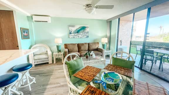 Remodeled One bd Ocean, AC,wifi, pool/hot tub D102 - Image 4