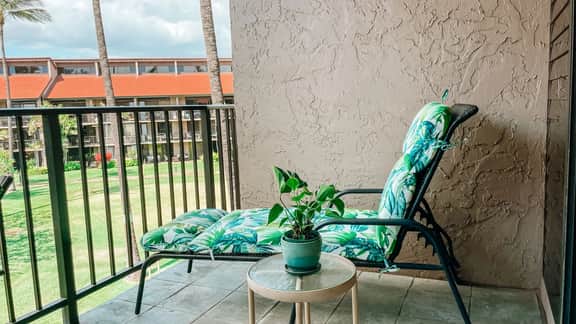 Two Bedroom, sleeps 7, wifi,ac, pool, C302 - Image 3